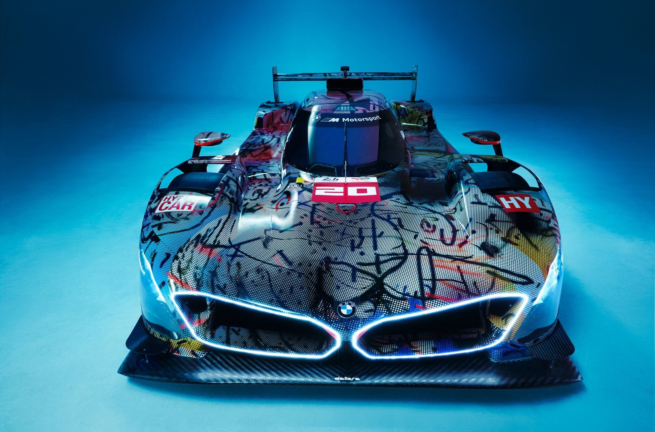 BMW Partners with Frieze Seoul: Asian Debut of BMW Art Car #20 and Limited BMW i7 Miniature Edition