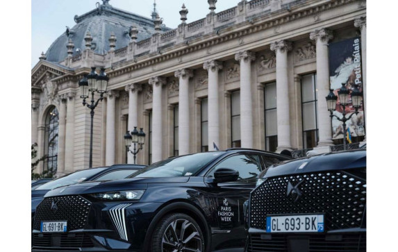 DS 7 and DS 9: Official Cars for Paris Fashion Week | DS Automobiles