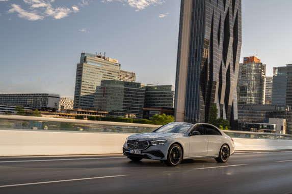 Mercedes-Benz E-Class Wins “Best Performer” 2024 by Euro NCAP