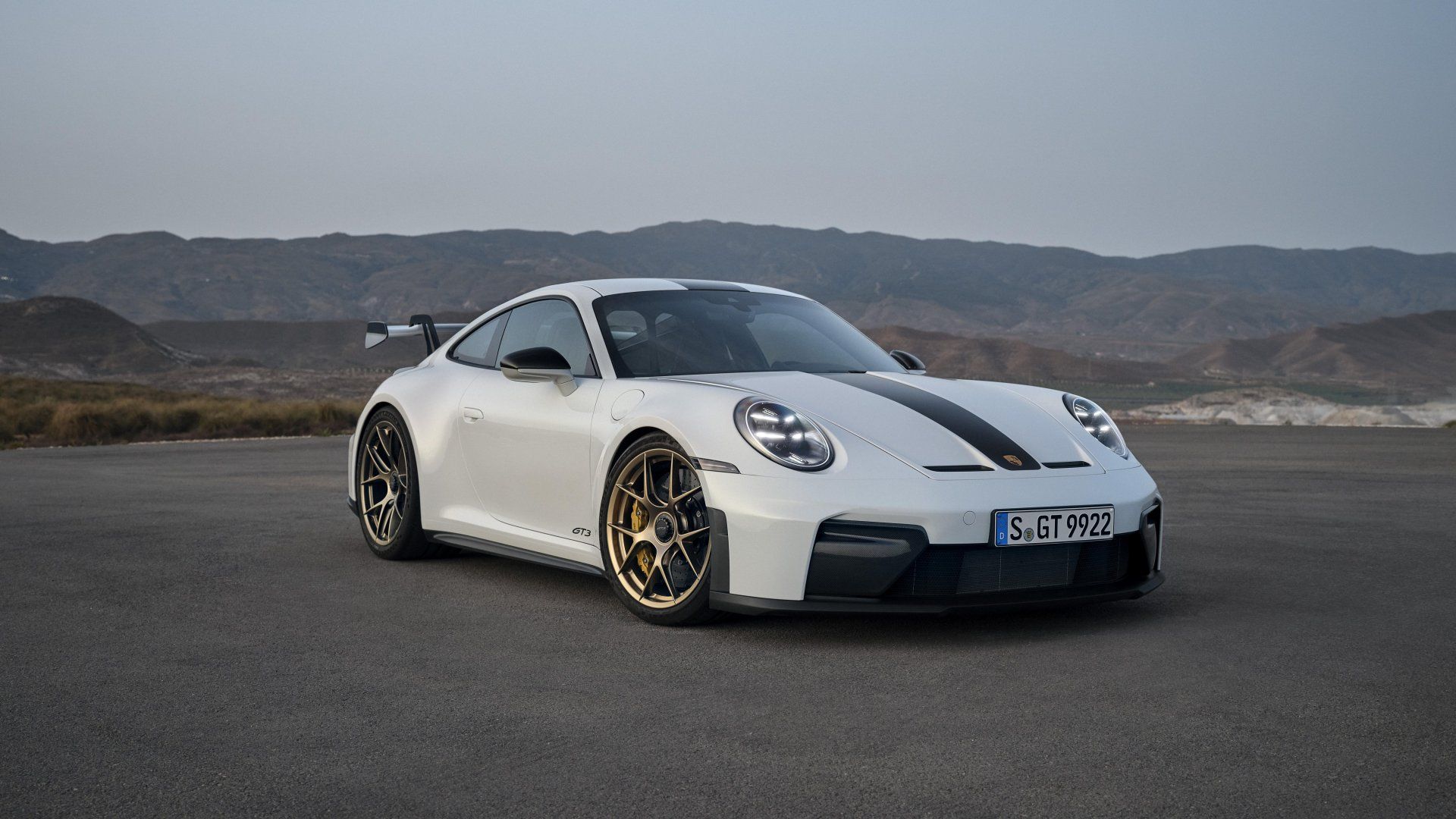 Porsche 911 GT3 and 911 GT3 Touring: Unmatched Performance