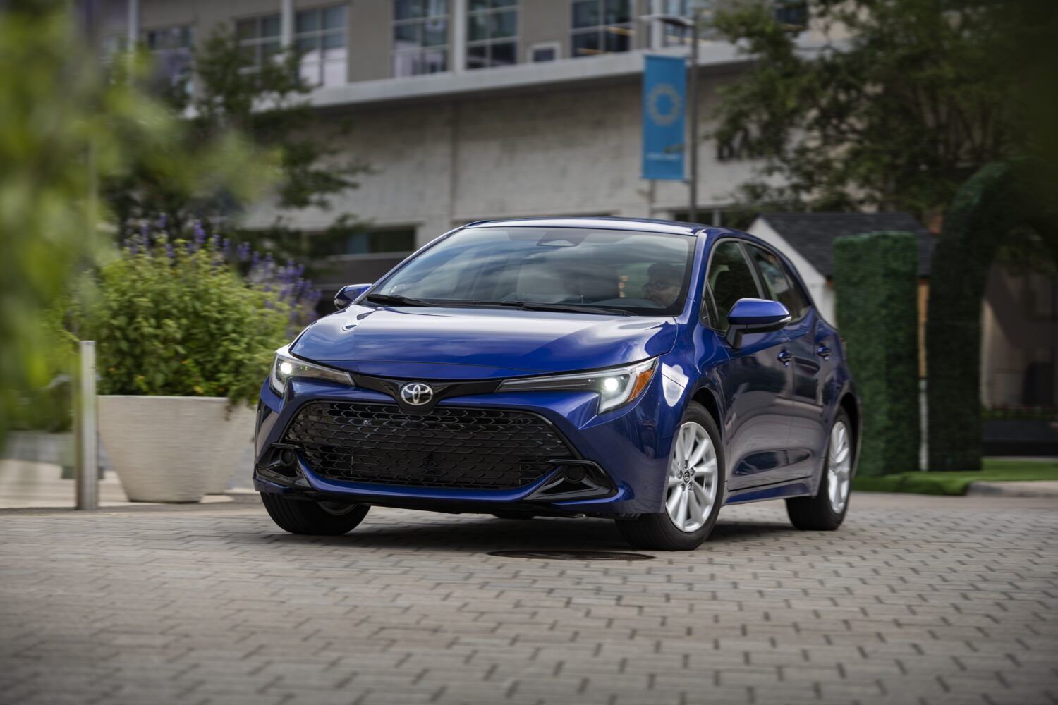 Discover the 2025 Toyota Corolla Hatchback: Sporty, Stylish, and Technologically Advanced