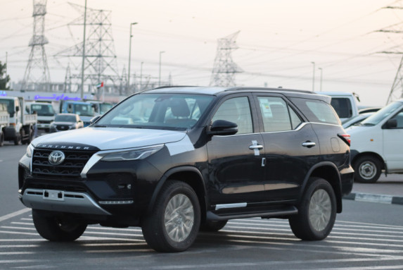 Toyota Fortuner I Power, Versatility, and Reliability for Sale in Dubai