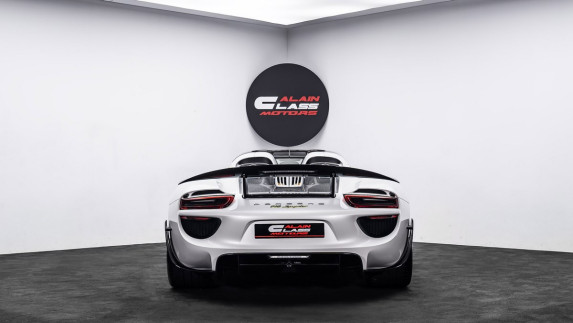 2015 Porsche 918 Spyder Weissach Package for Sale in Dubai - Alain Class Motors