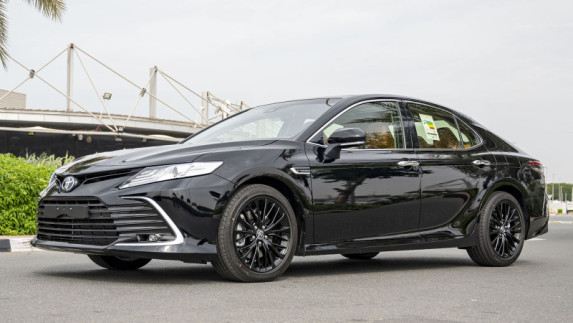 Toyota Camry cars in Dubai