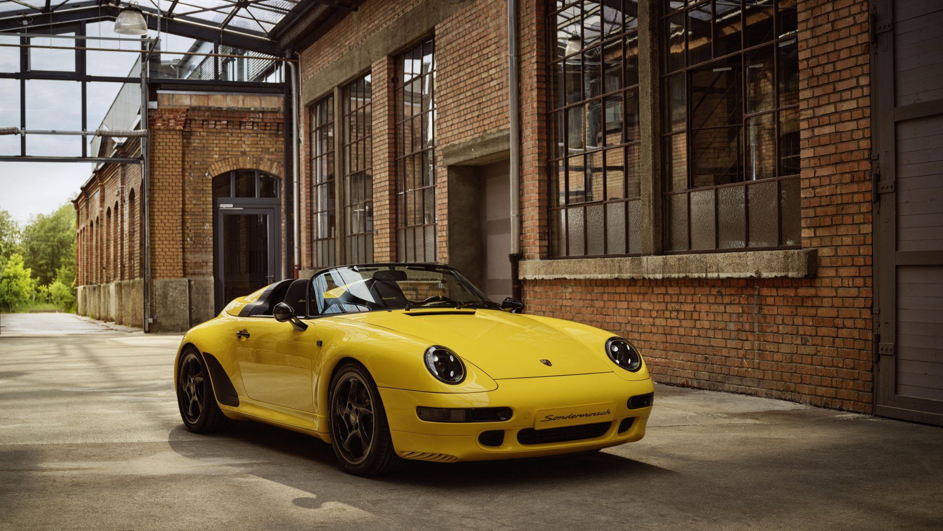 Porsche 911 Speedster Sonderwunsch: Exclusive Factory One-Off Unveiled | Auto Trader UAE