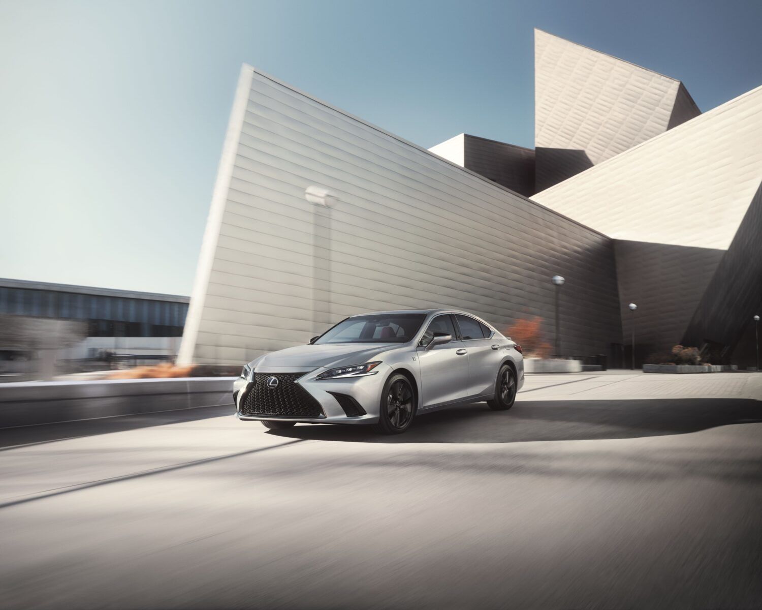 Lexus ES 350 Black Line Special Edition 2025: Auto Trader UAE