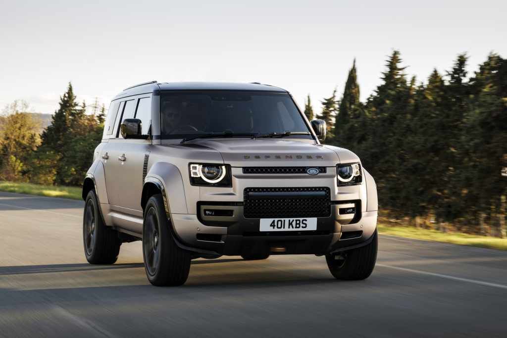 Discover the New Defender OCTA: Extreme Performance and Luxury On- and Off-Road | Auto Trader UAE