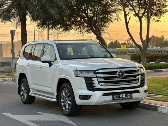 Toyota Land Cruiser for sale in Dubai