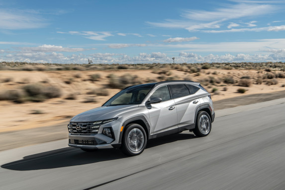 2025 Hyundai Tucson SUV Pricing & Features | Auto Trader UAE