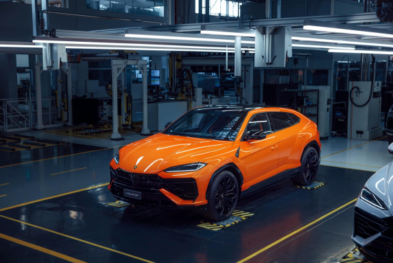 Lamborghini Urus SE: Pioneering the Era of Plug-in Hybrid Super SUVs