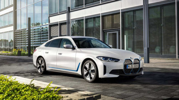 Electrifying Luxury with The BMW i4