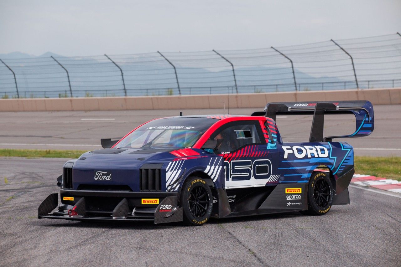 Ford F-150 Lightning SuperTruck Takes on Pikes Peak