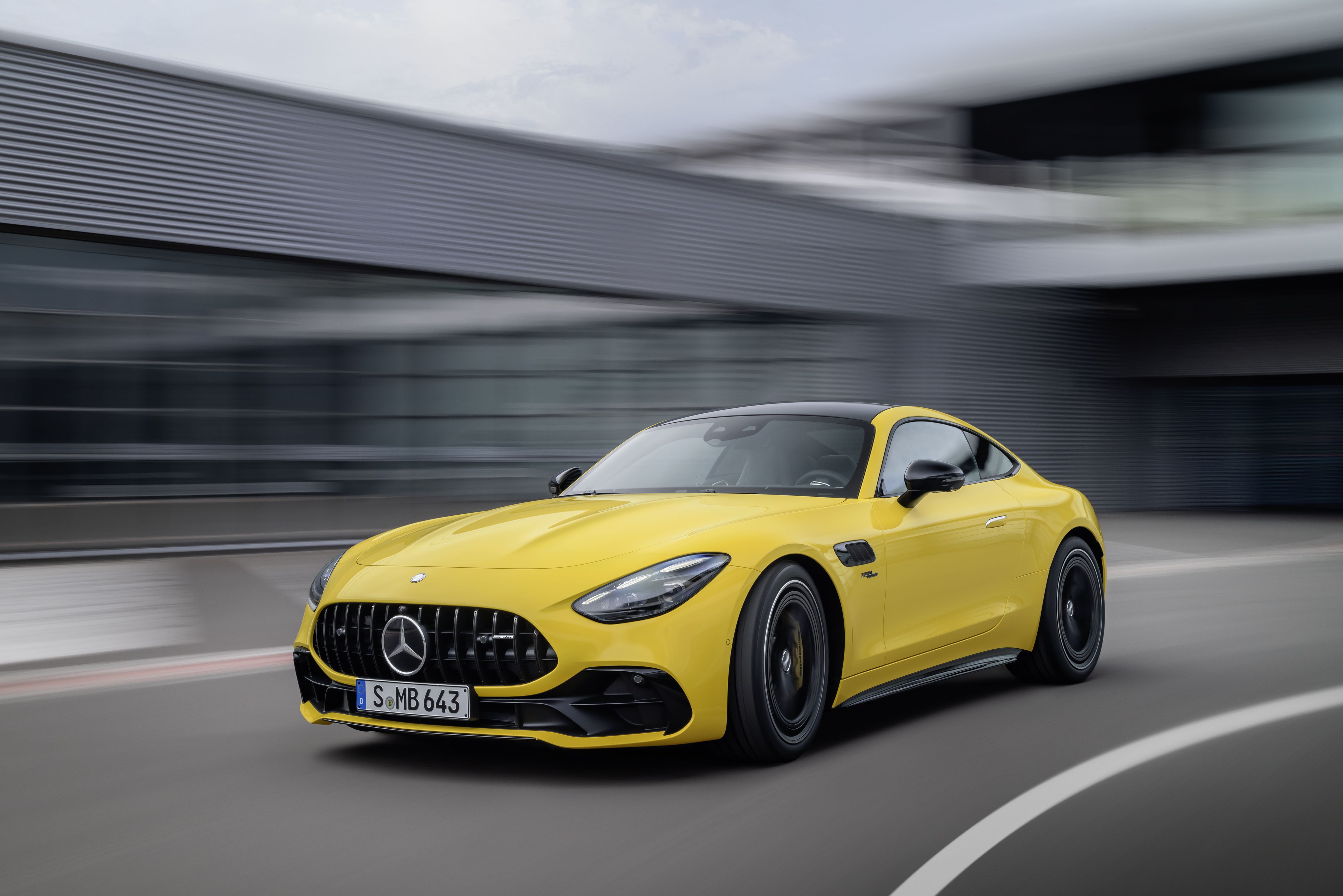 Mercedes-AMG GT 43 Coupé: Elevating Driving Pleasure