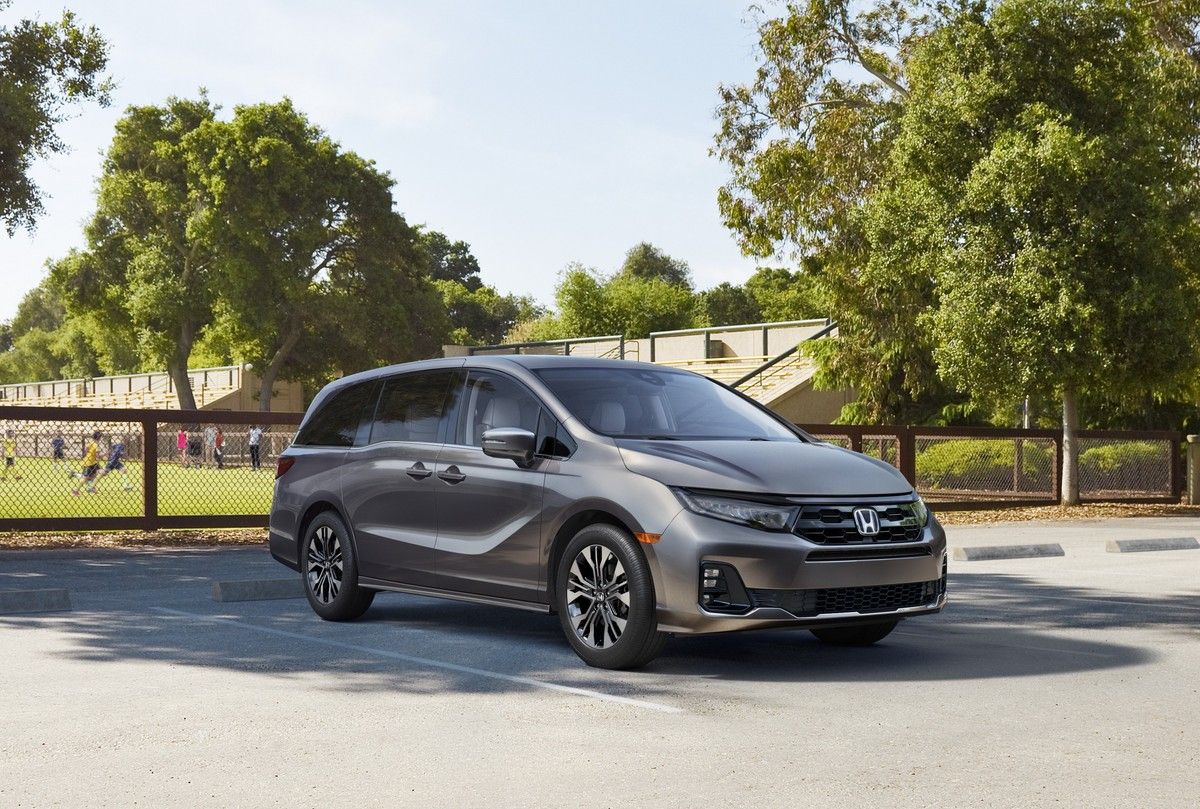 2025 Honda Odyssey: Enhanced Styling & Tech for the Ultimate Family Minivan