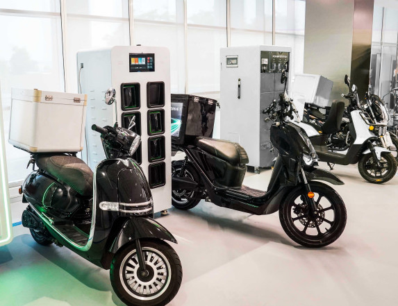 RTA Unveils Plan for Electric Bike Transition in Commercial Transport