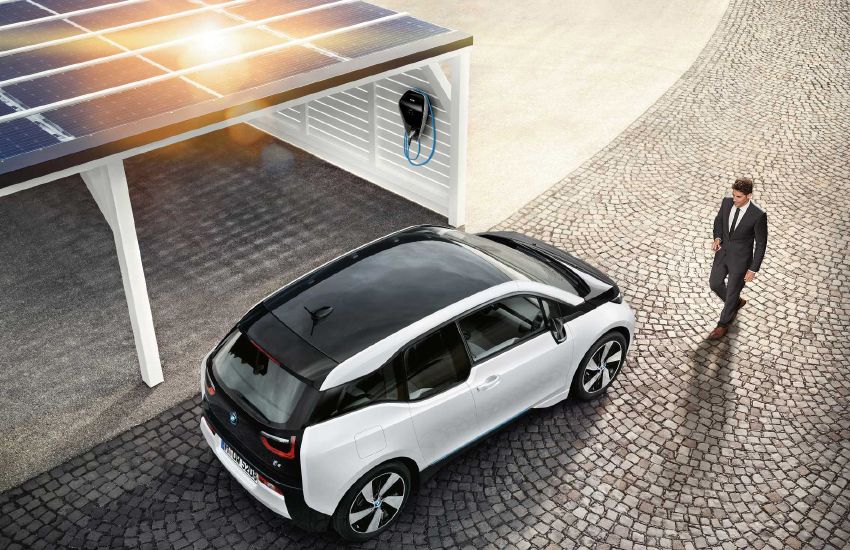 BMW Charging Guide I AC vs. DC - Making Informed Choices for Efficient EV Charging in Dubai