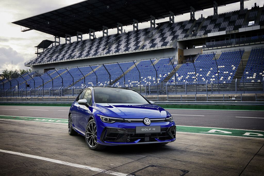 Explore the New Golf R and R Variant at Auto Trader UAE