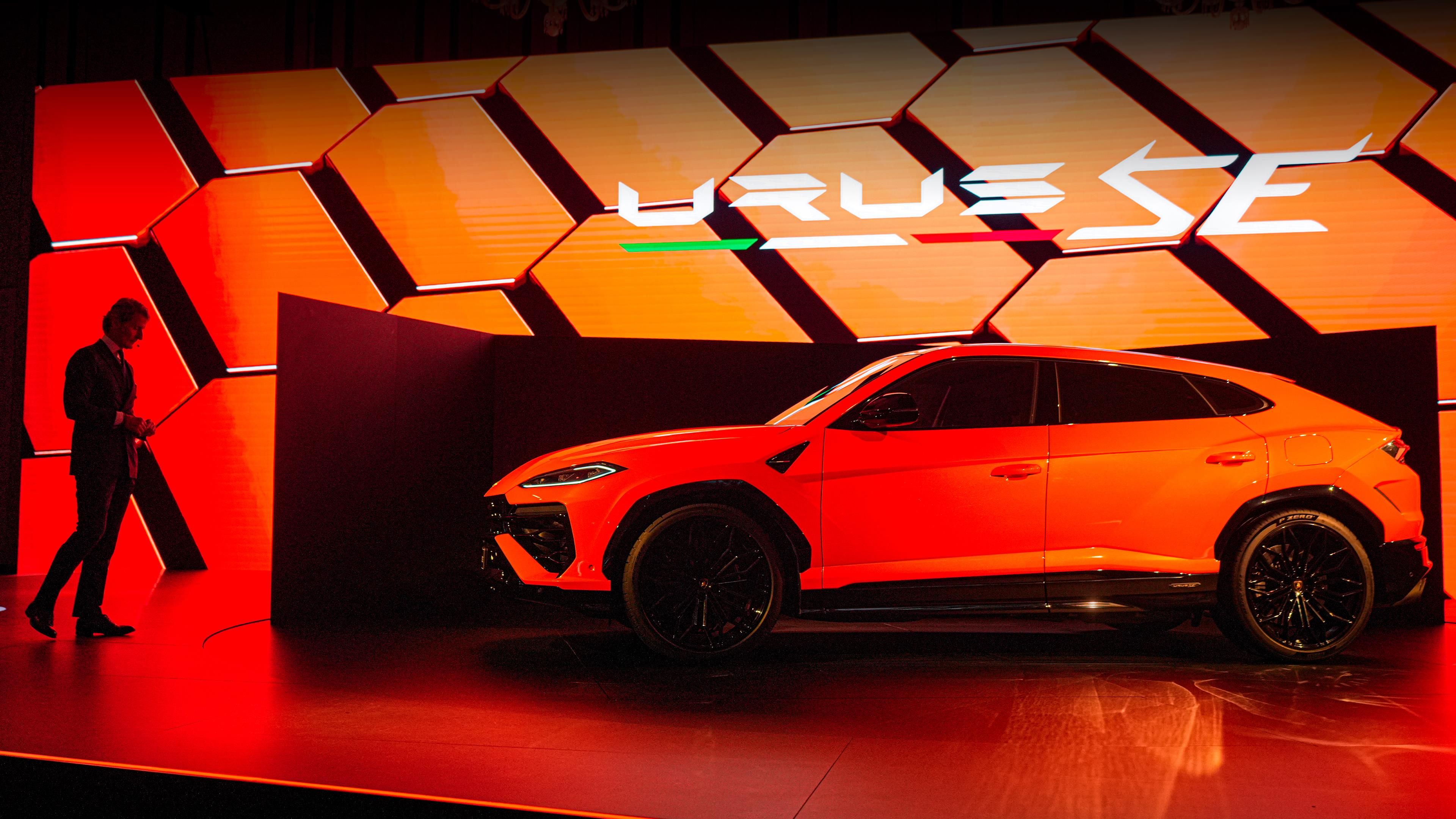 Lamborghini Urus SE: First Plug-in Hybrid Super SUV Launches in the Middle East