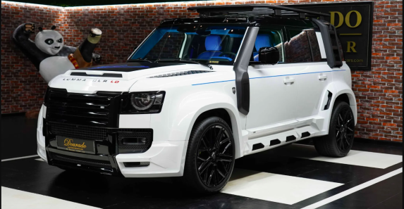 Land Rover Defender Transformed: LUMMA CLR LD at Dourado Cars