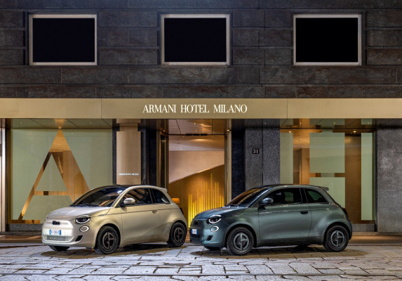 Fiat 500e Giorgio Armani Collector’s Edition | Car in Dubai