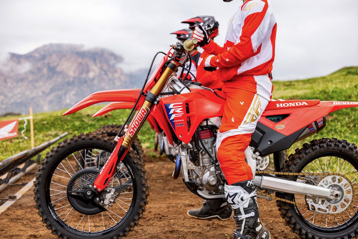 Honda Unveils 2025 CRF Dirt Bike Lineup: Advanced Performance and New Models