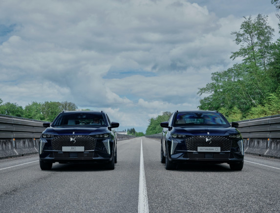 DS 7 Vauban: Luxury Plug-In Hybrid SUV with Advanced Security Features