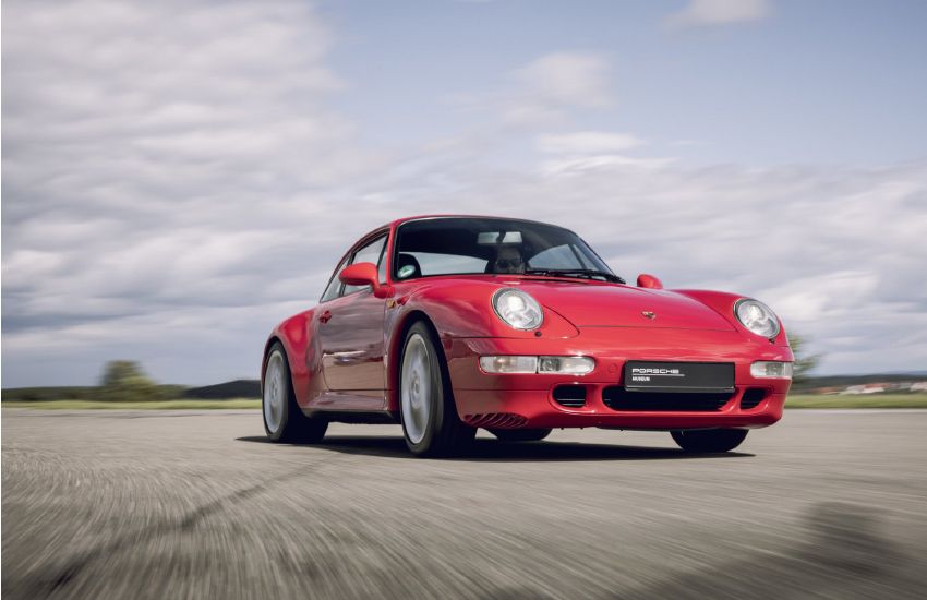 30 Years of Legacy: the Porsche 911 993-Generation in Dubai