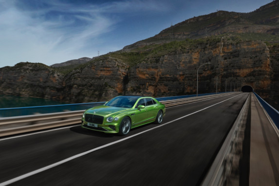 Experience Unmatched Luxury with the New Bentley Flying Spur - Auto Trader UAE