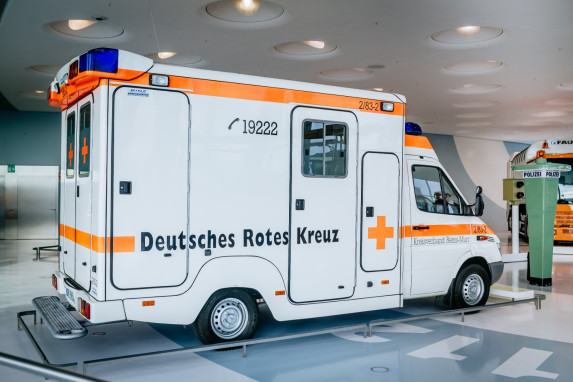 Mercedes-Benz Sprinter 313 CDI Ambulance: Iconic Emergency Vehicle