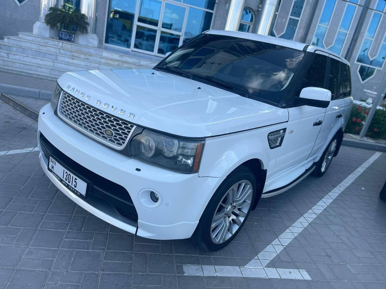 2011 Land Rover Range Rover Sport in dubai