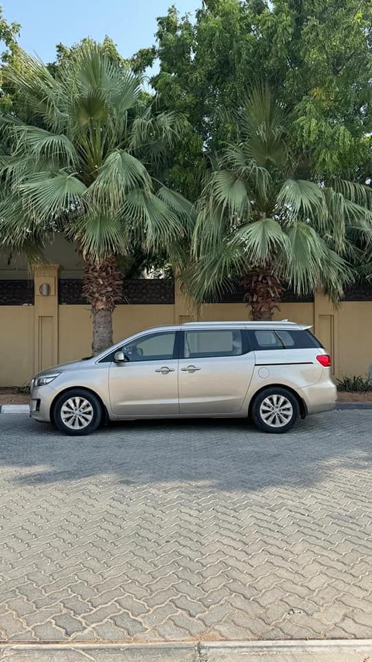 2016 Kia Carnival