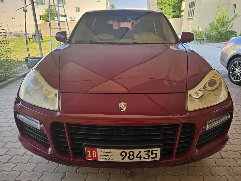 2010 Porsche Cayenne in dubai