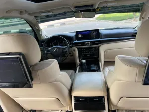 2016 Lexus LX