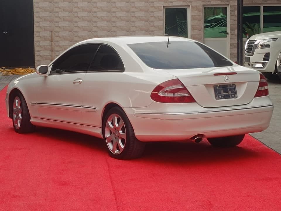 2004 Mercedes-Benz CLK