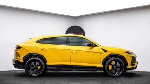 2019 Lamborghini URUS