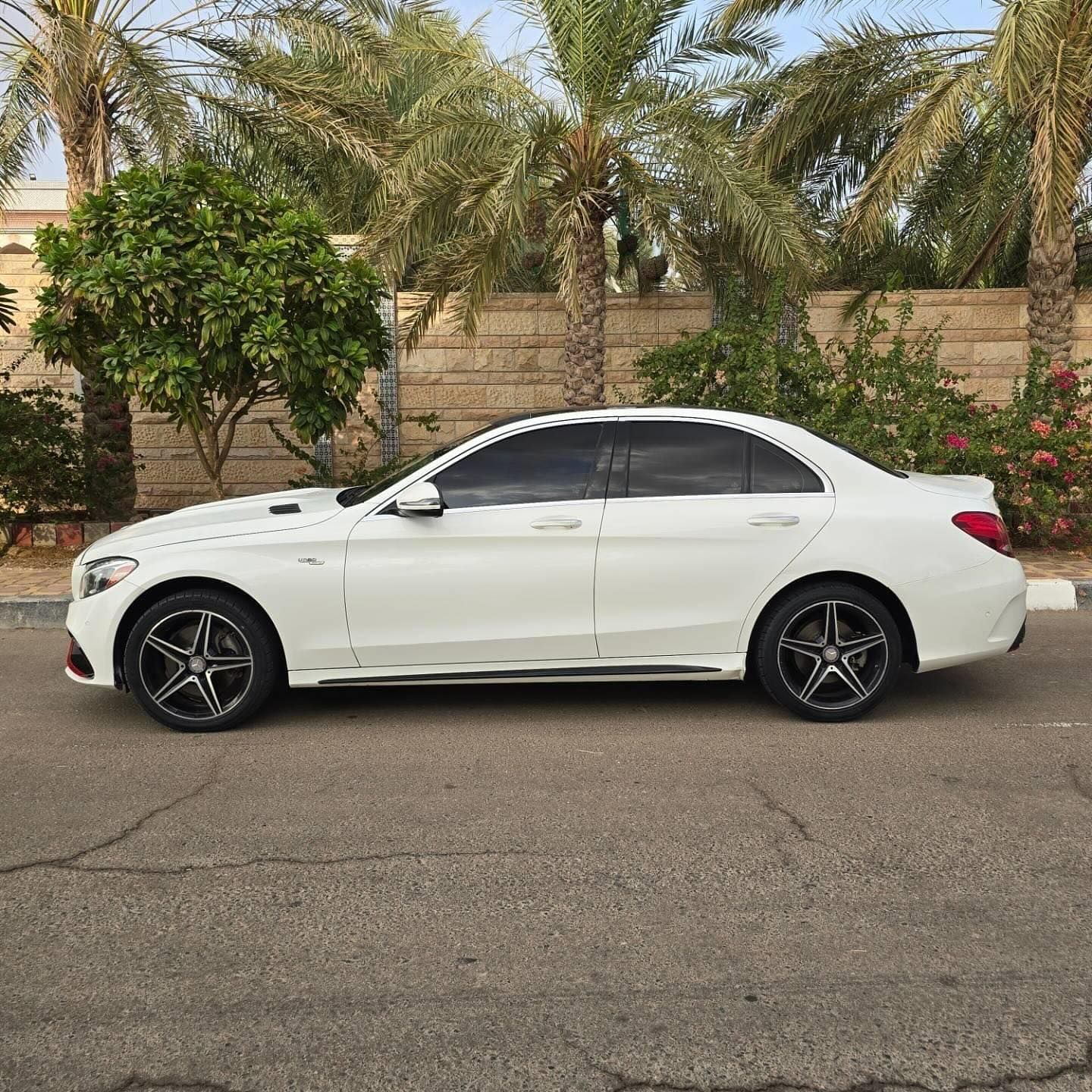 2016 Mercedes-Benz C-Class