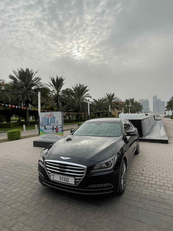 2016 Hyundai Genesis in dubai