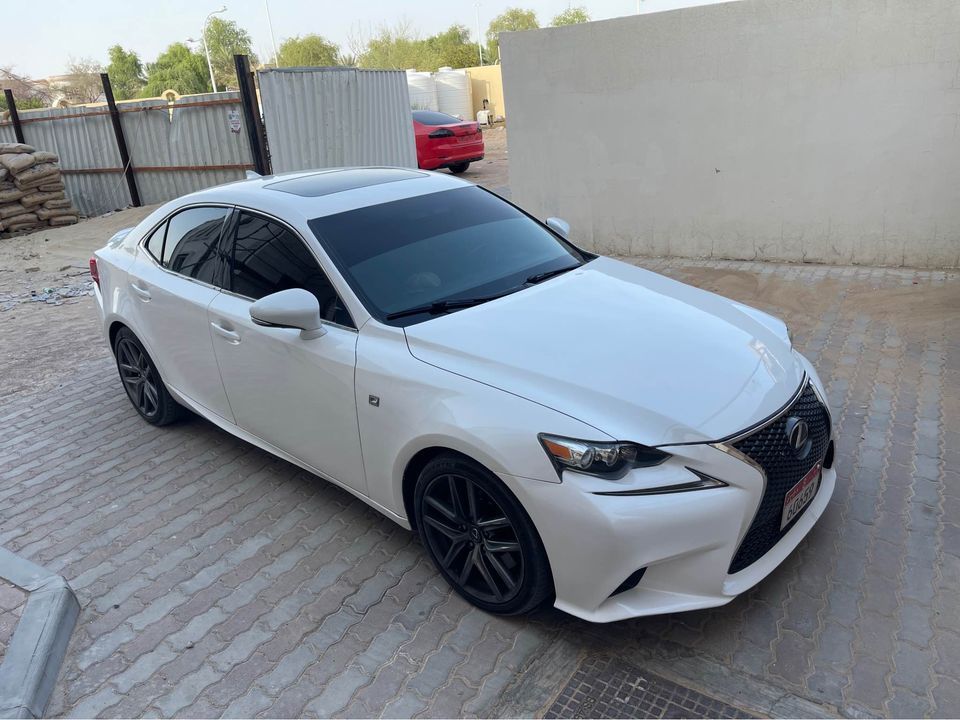 2016 Lexus IS in dubai