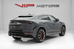 2023 Lamborghini URUS