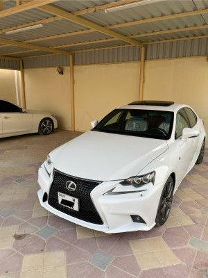 2016 Lexus IS 350 in dubai