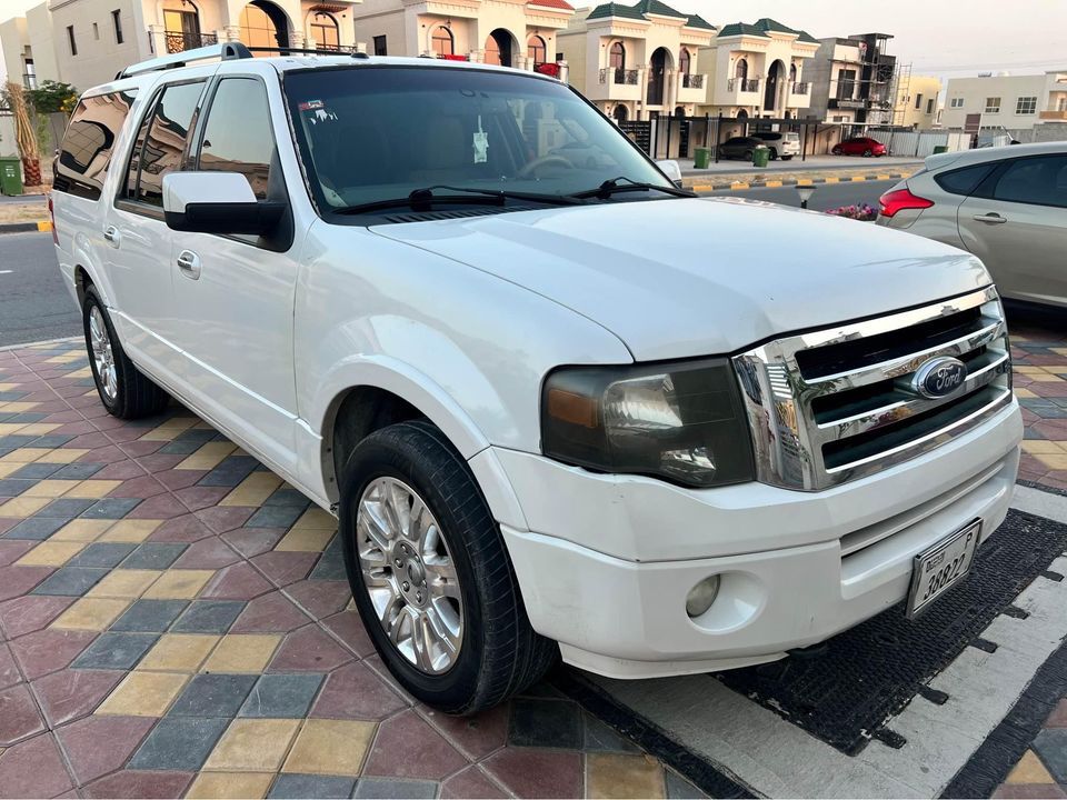 2011 Ford Expedition in dubai