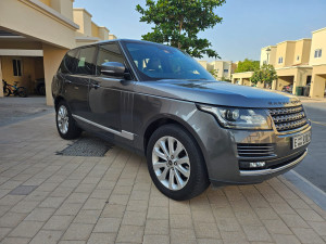 2014 Land Rover Range Rover in dubai