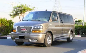 2021 GMC Savana in dubai