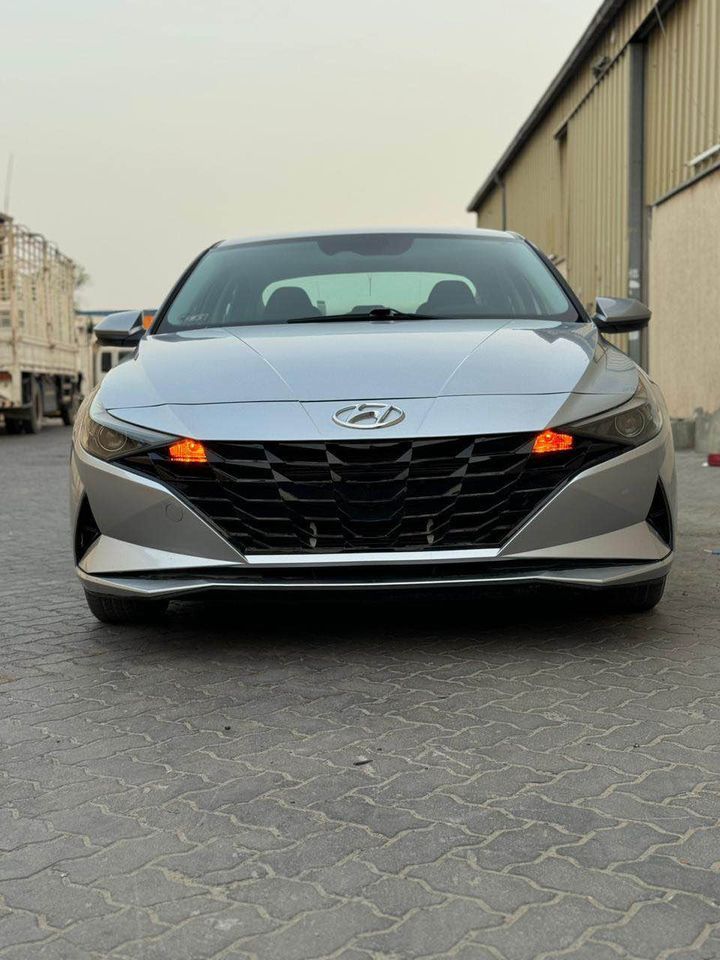 2021 Hyundai Elentra in dubai