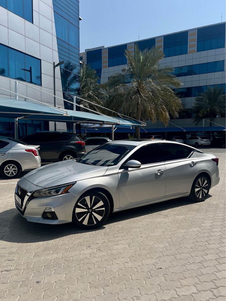 2019 Nissan Altima in dubai