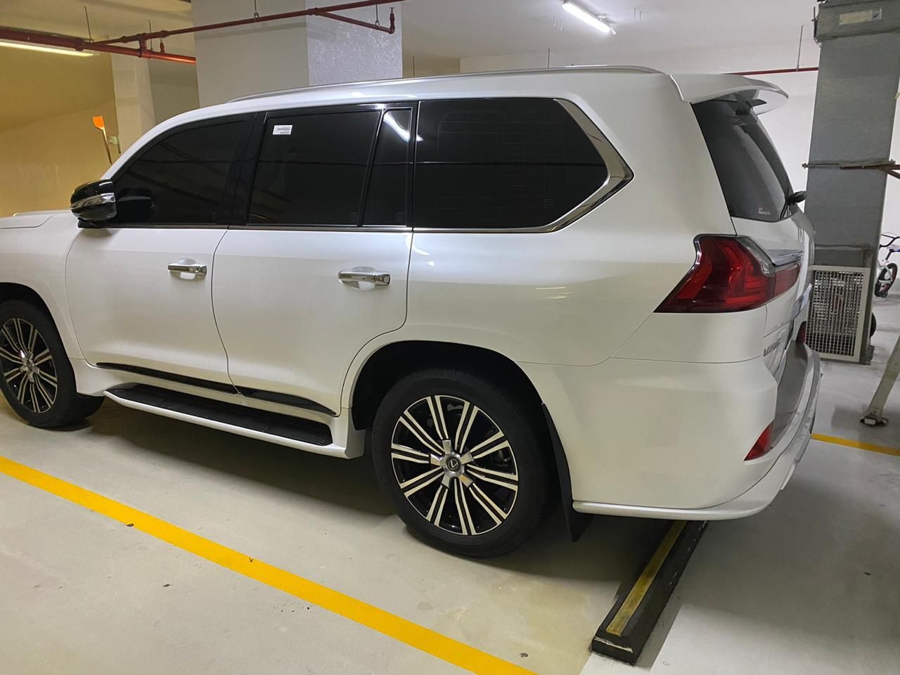 2019 Lexus LX 570