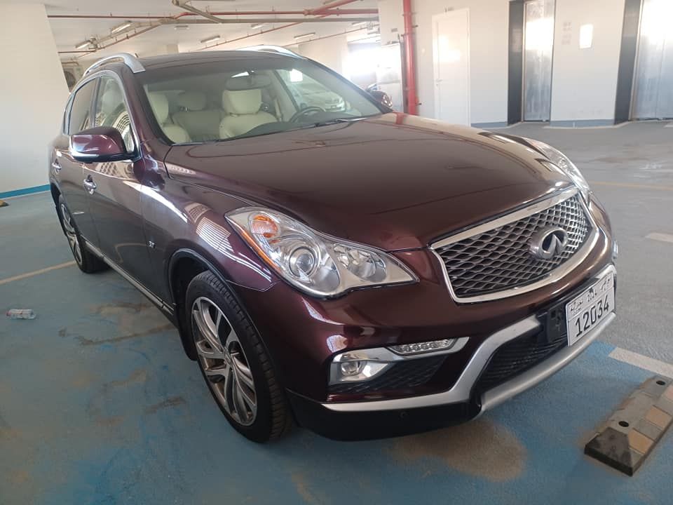 2017 Infiniti QX50 in dubai