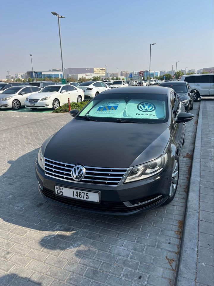 2015 Volkswagen CC in dubai