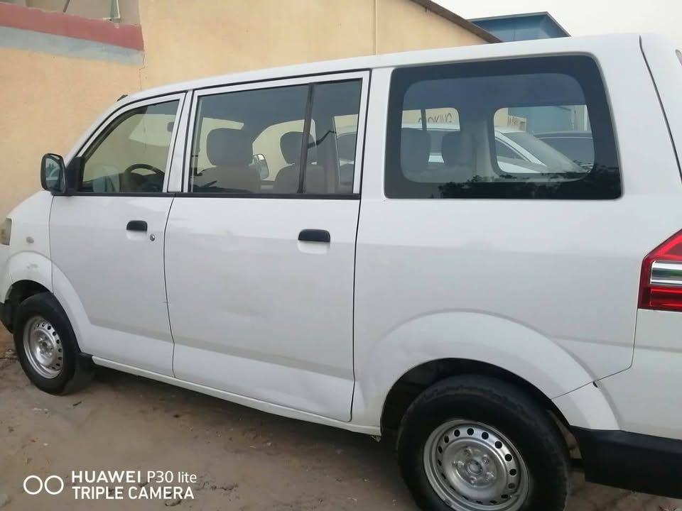 2011 Suzuki APV