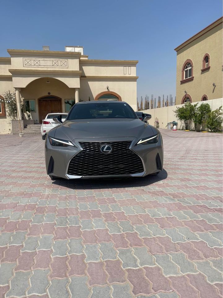 For sale Lexus is 300